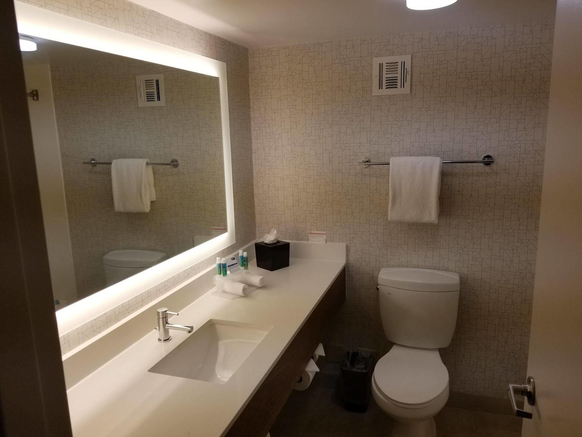 Holiday Inn Express Fullerton-Anaheim By Ihg Kültér fotó