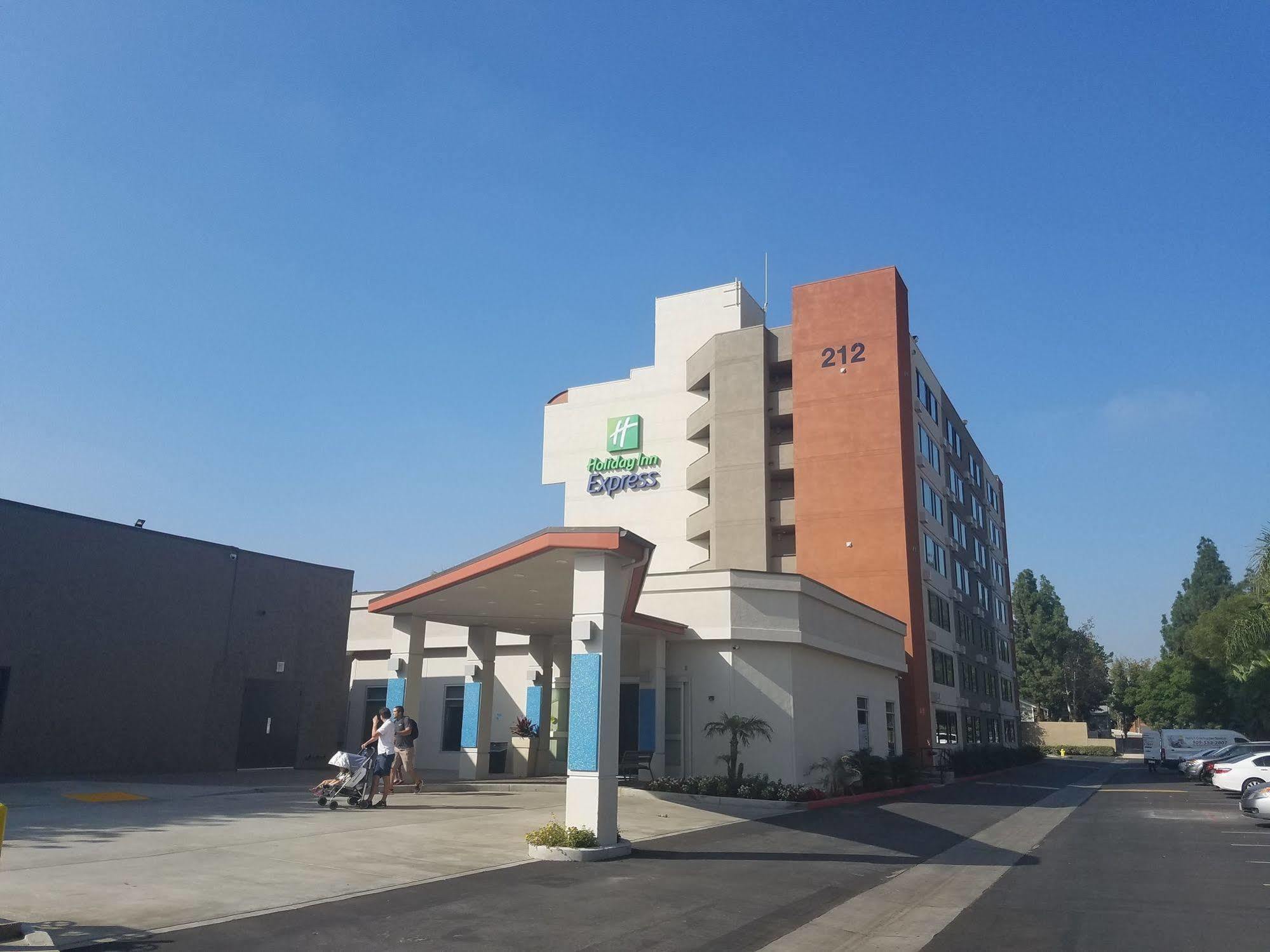 Holiday Inn Express Fullerton-Anaheim By Ihg Kültér fotó