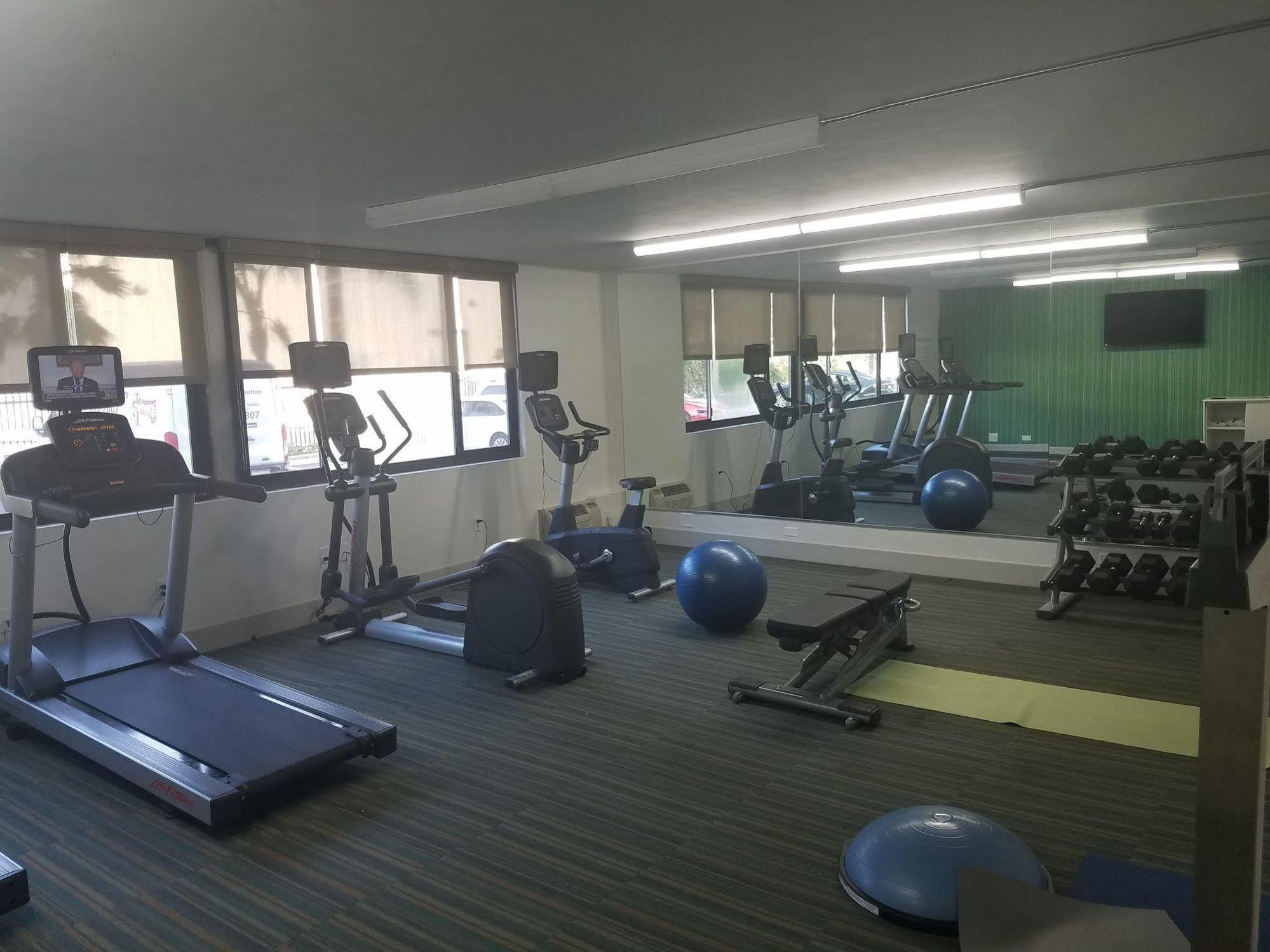 Holiday Inn Express Fullerton-Anaheim By Ihg Kültér fotó